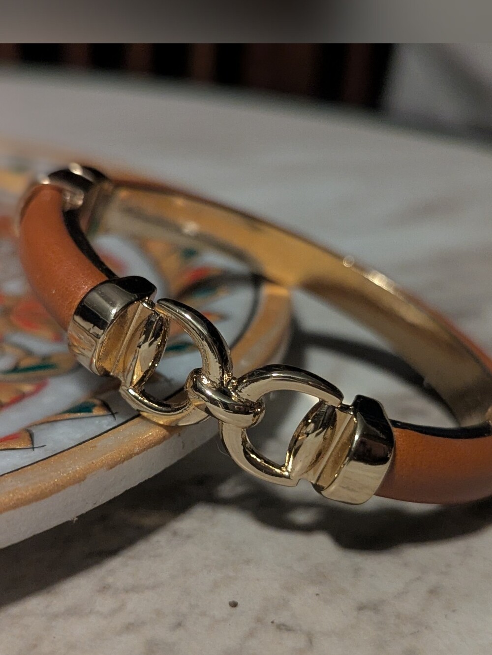 🚨 Vintage Heavy 63g Gold Leather Horsebit Cuff Bangle